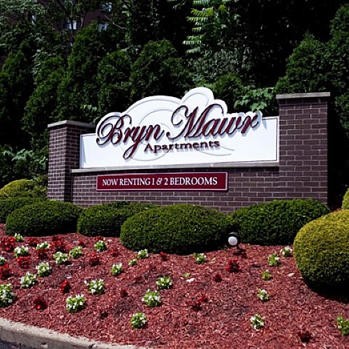 Bryn Mawr Apartments